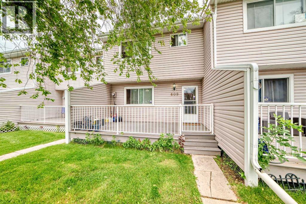 Single Family House for Sale in   Street NE Marlborough Calgary 