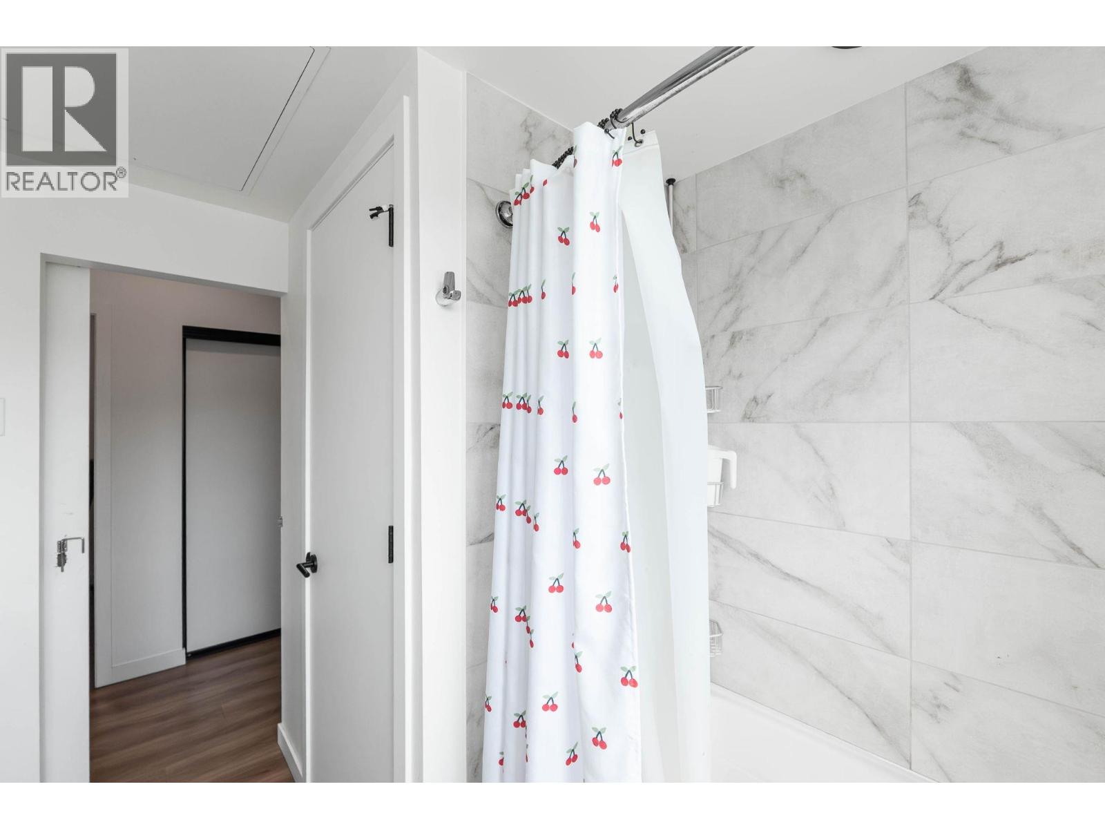 #510 615 Rutland Road - 17