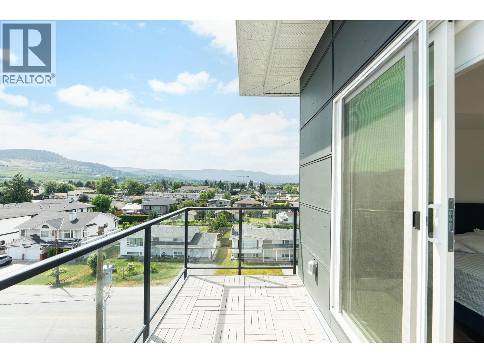 #510 615 Rutland Road - 18