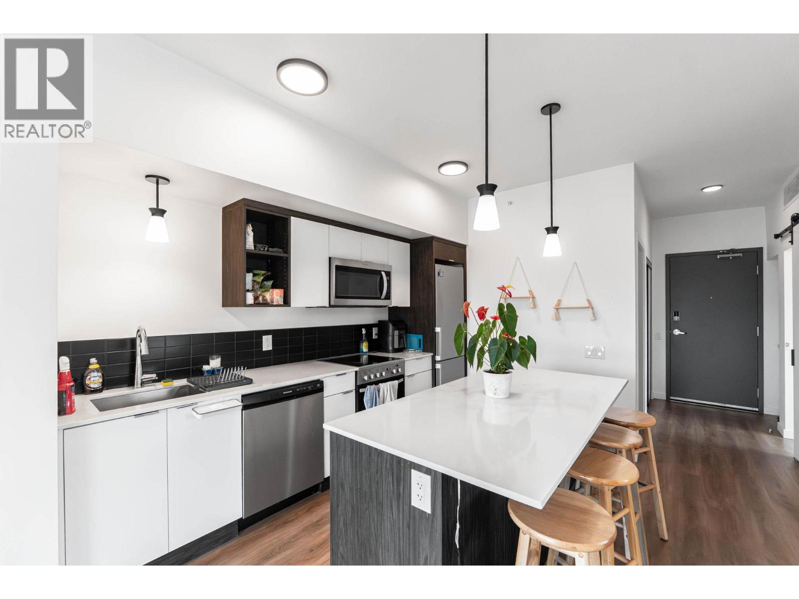 #510 615 Rutland Road - 5