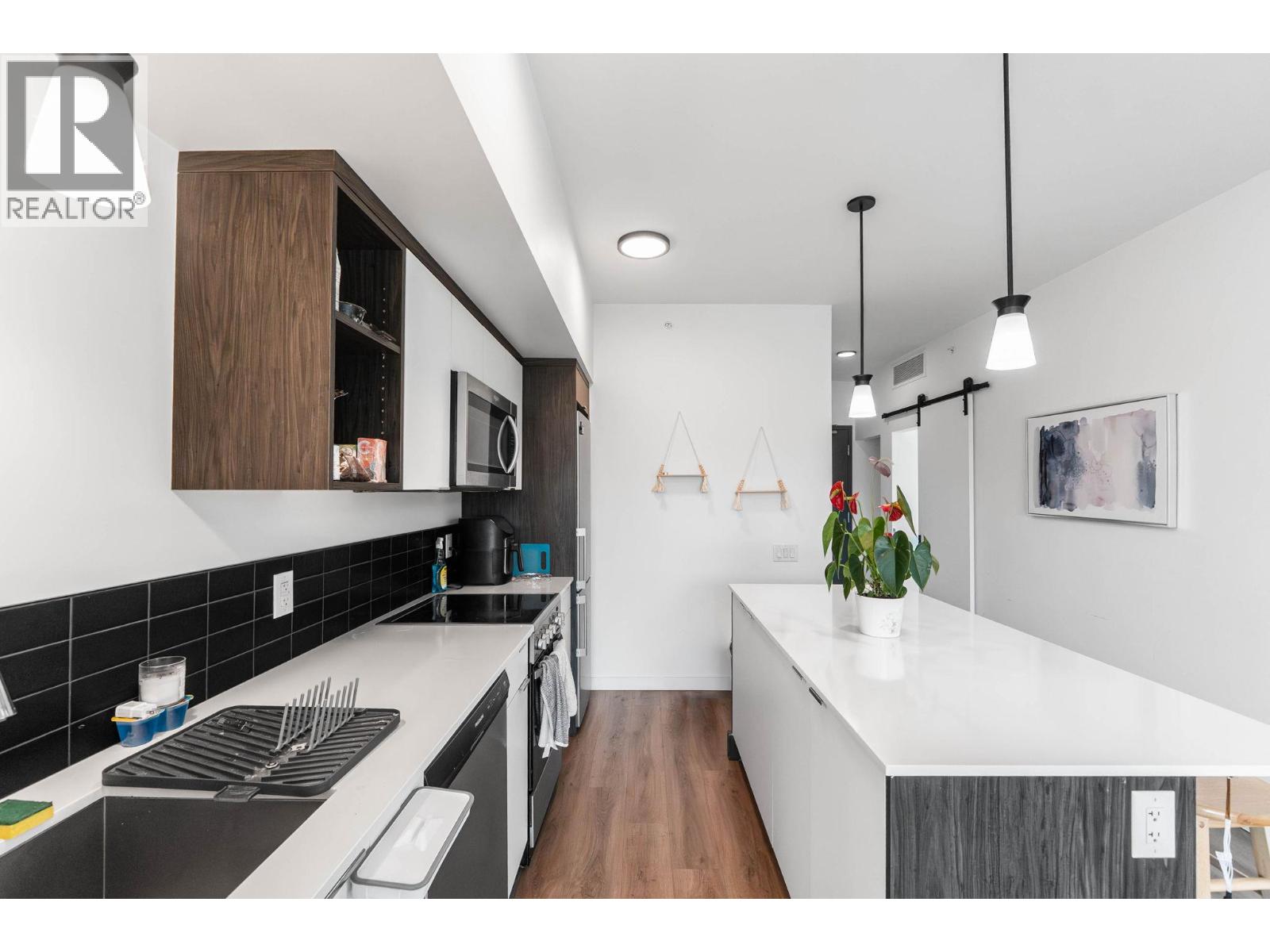 #510 615 Rutland Road - 6