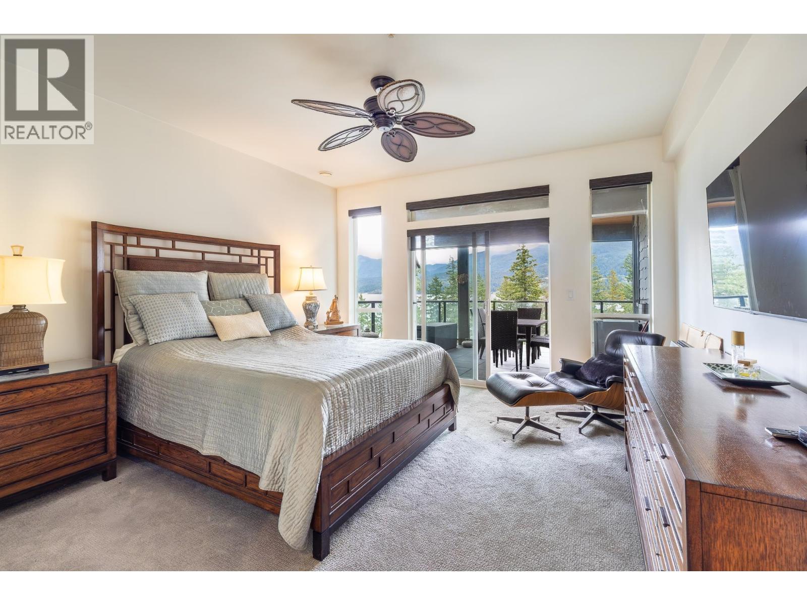 101 5782 MARINE WAY, Sechelt