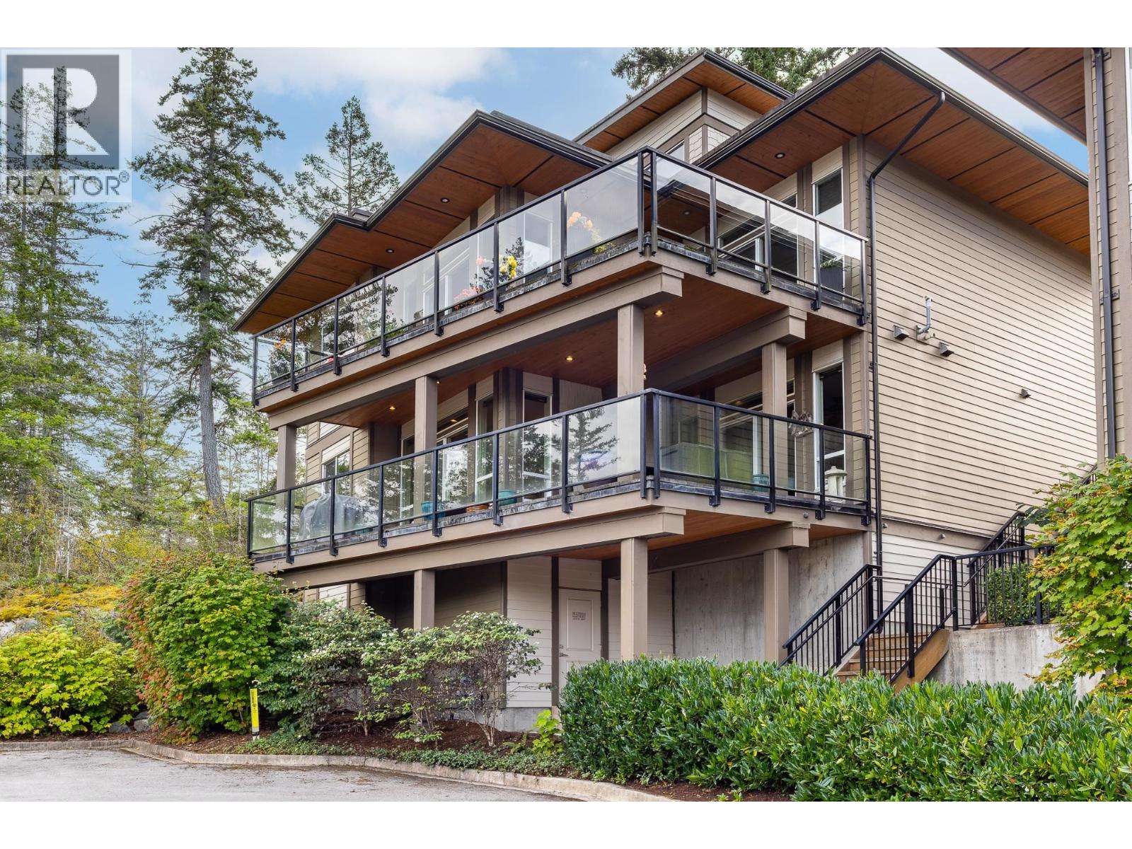 101 5782 MARINE WAY, Sechelt