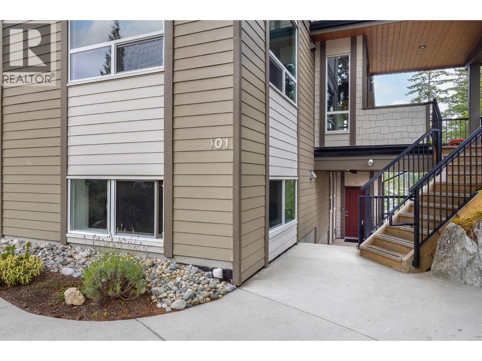 101 5782 MARINE WAY, Sechelt