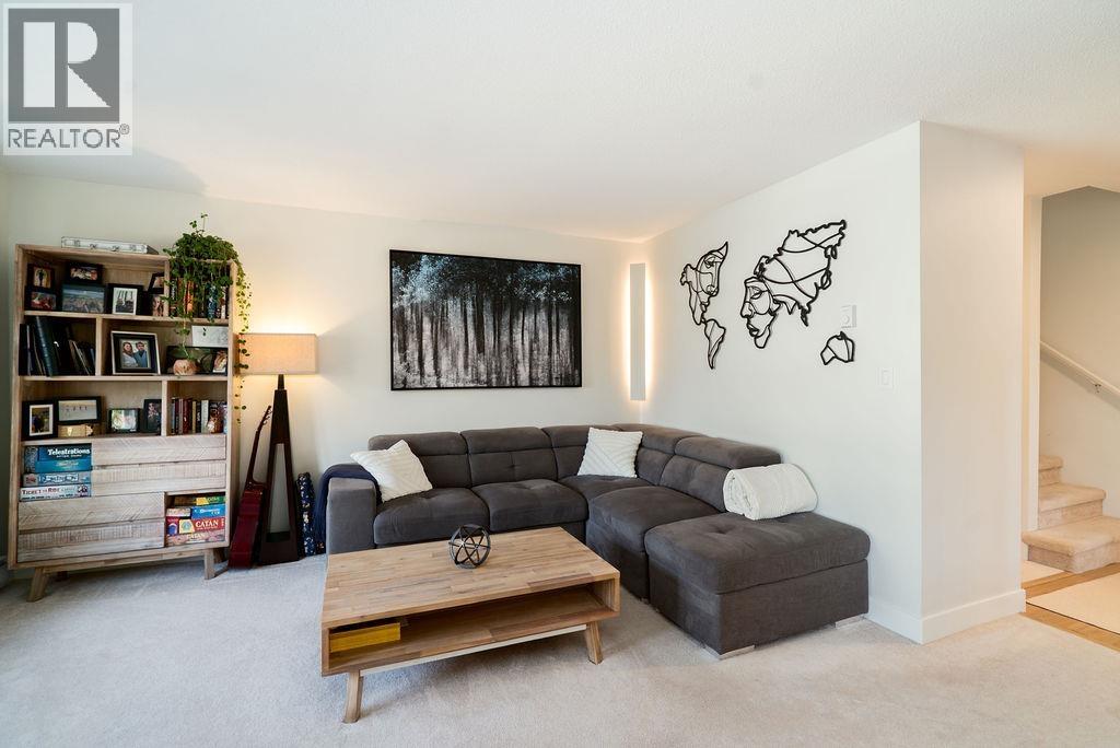 310 737 HAMILTON STREET, New Westminster