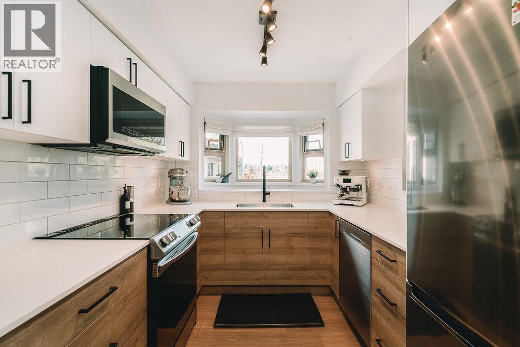 310 737 HAMILTON STREET, New Westminster