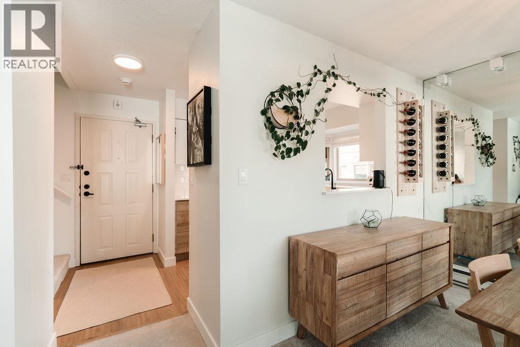 310 737 HAMILTON STREET, New Westminster