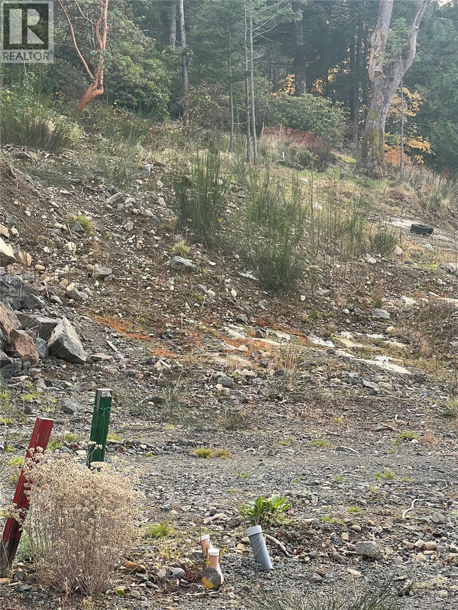  3338 West Oak Place, Langford