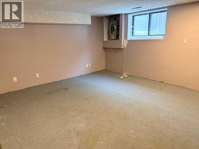 14 Eagle Road, Lacombe