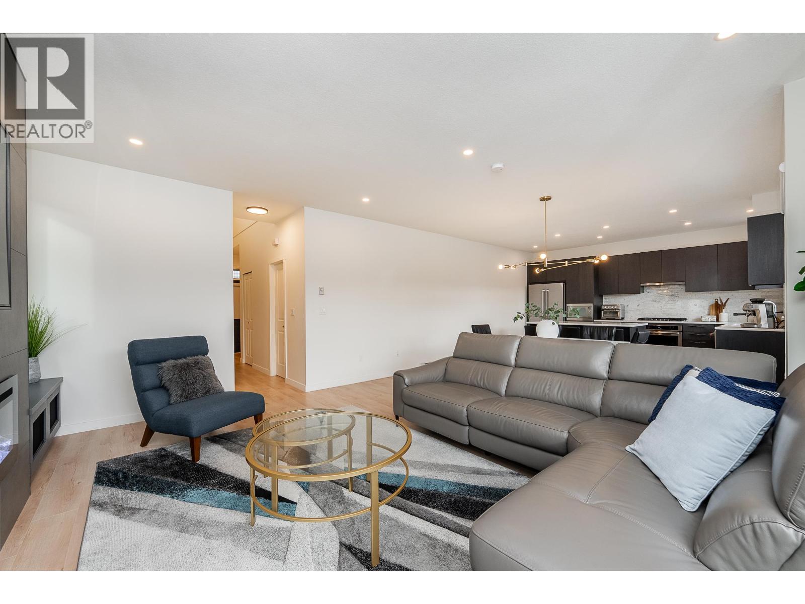 59 3500 BURKE VILLAGE PROMENADE, Coquitlam