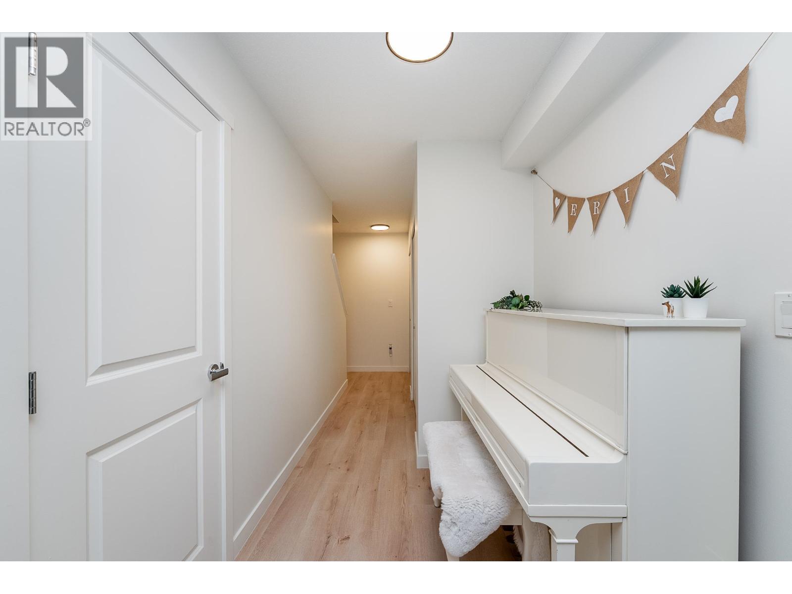 59 3500 BURKE VILLAGE PROMENADE, Coquitlam