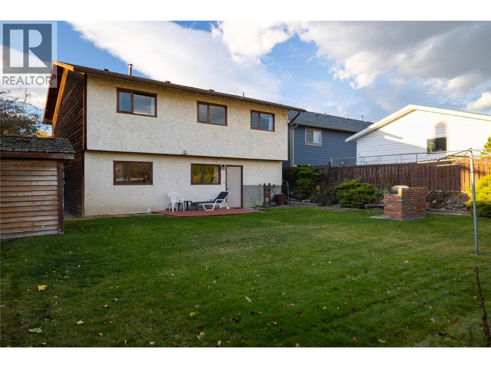  5501 WILLOW Drive, Vernon