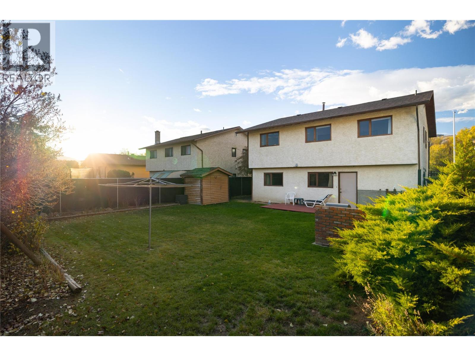  5501 WILLOW Drive, Vernon