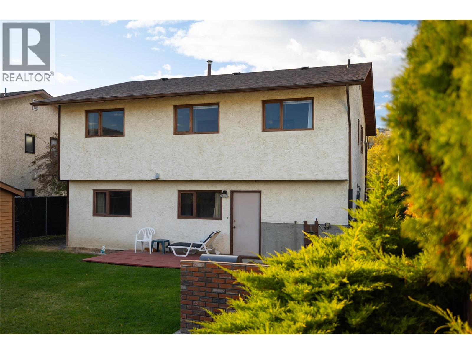  5501 WILLOW Drive, Vernon