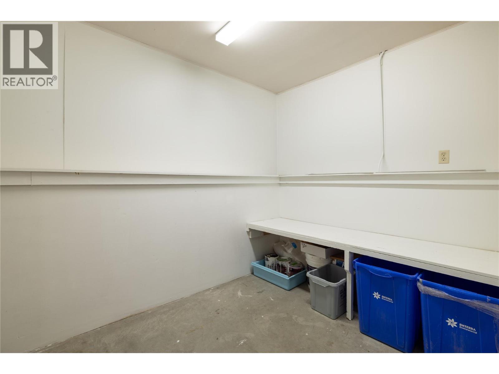  5501 WILLOW Drive, Vernon