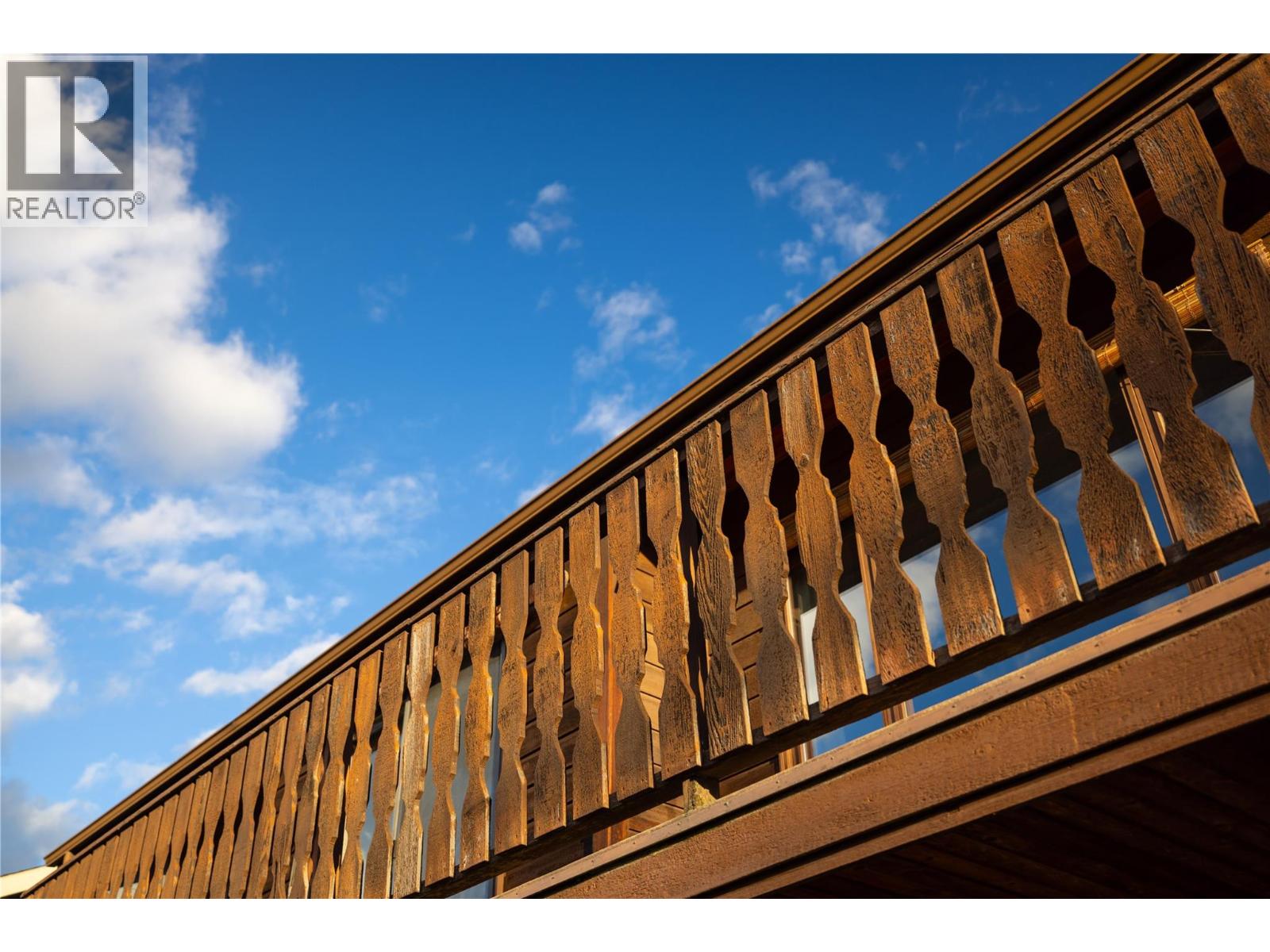  5501 WILLOW Drive, Vernon