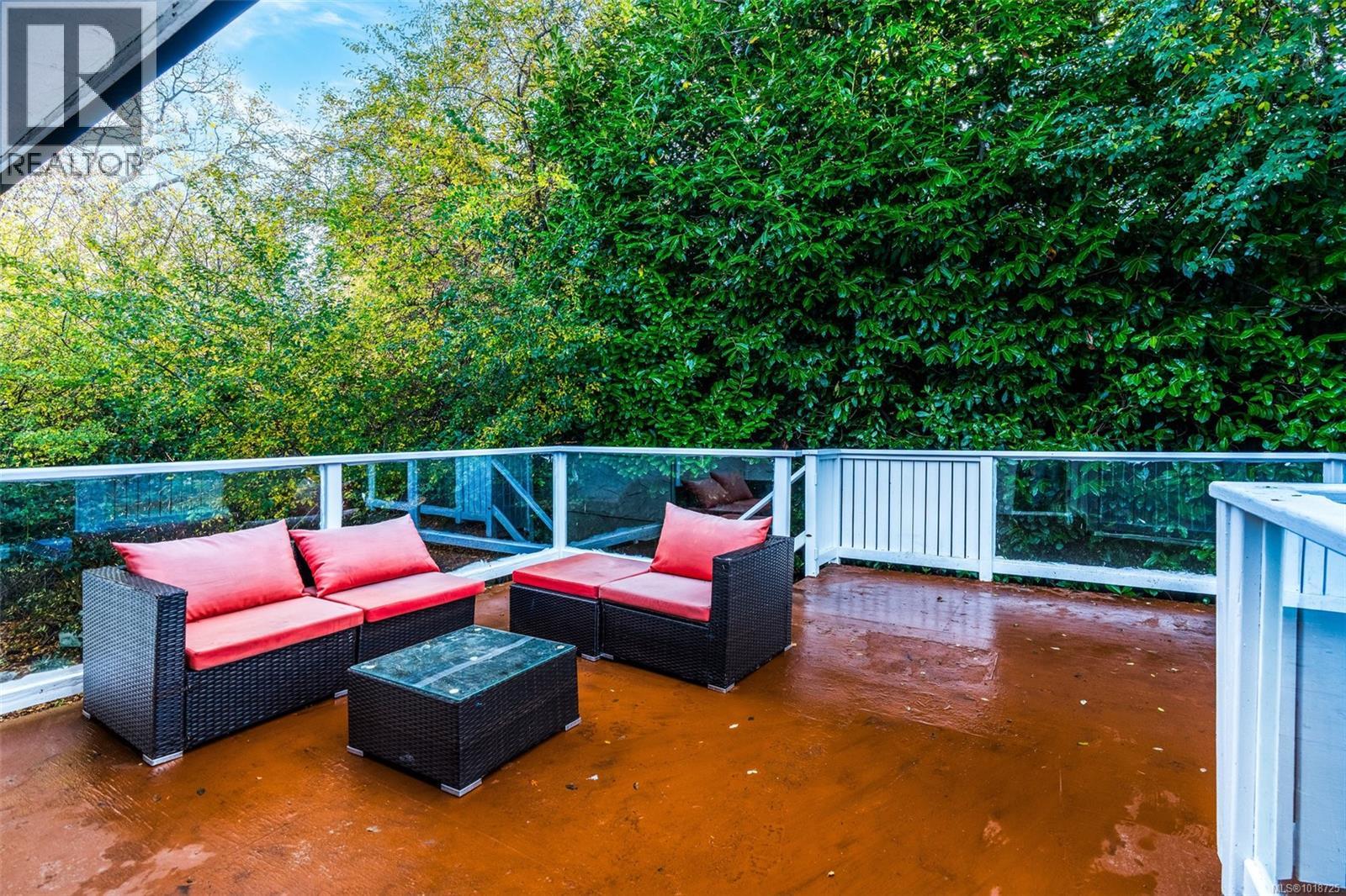 1995 Fairfield Rd, Victoria