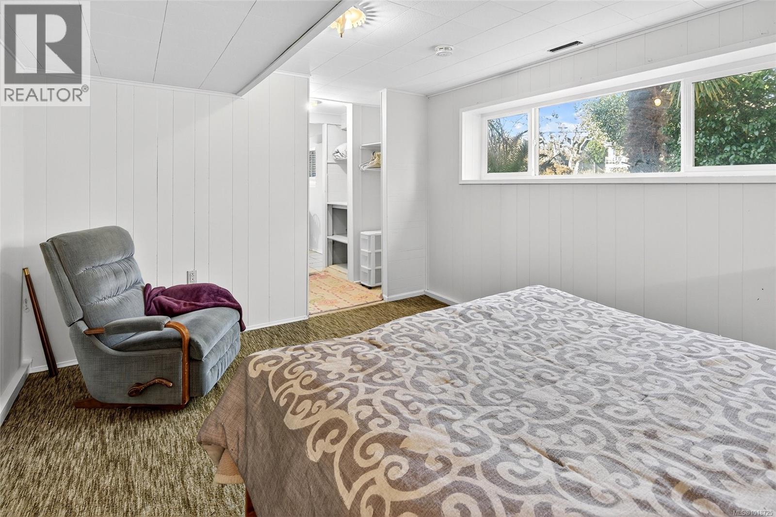 1995 Fairfield Rd, Victoria