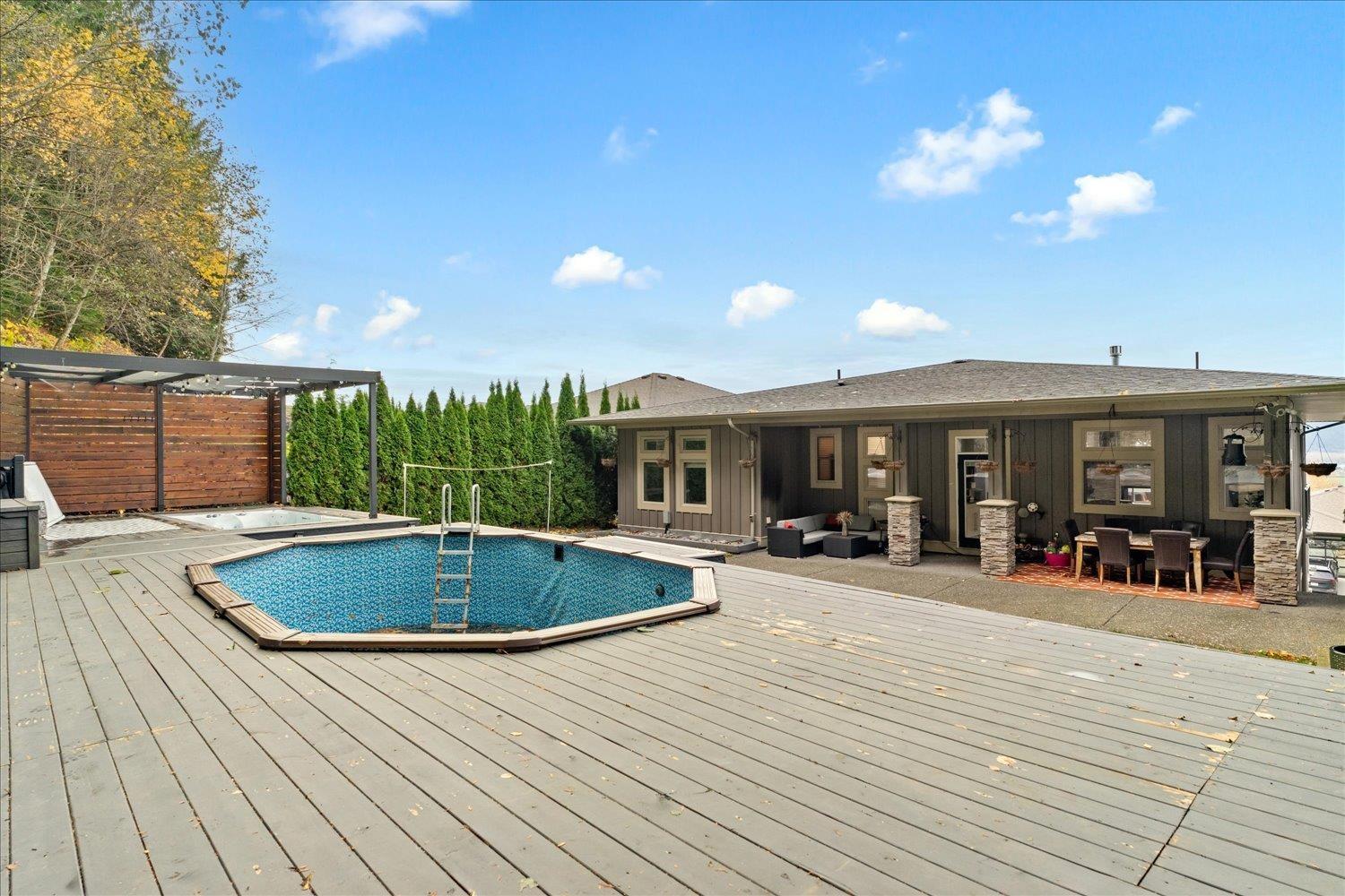 216 51075 FALLS COURT, Eastern Hillsides, Chilliwack