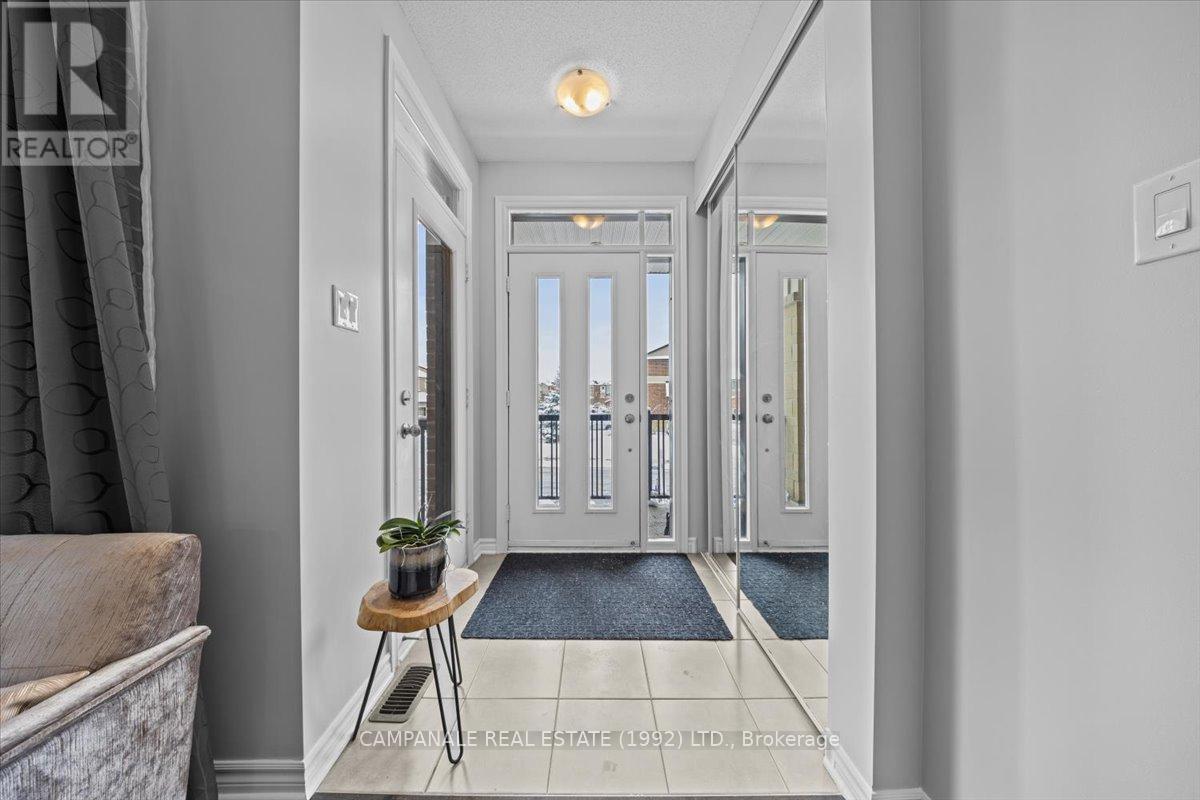 Spacious Front Entry