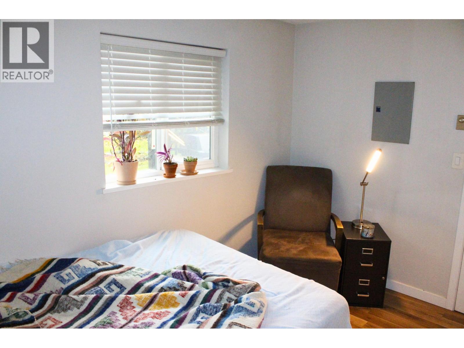 B108 40120 WILLOW CRESCENT, Squamish