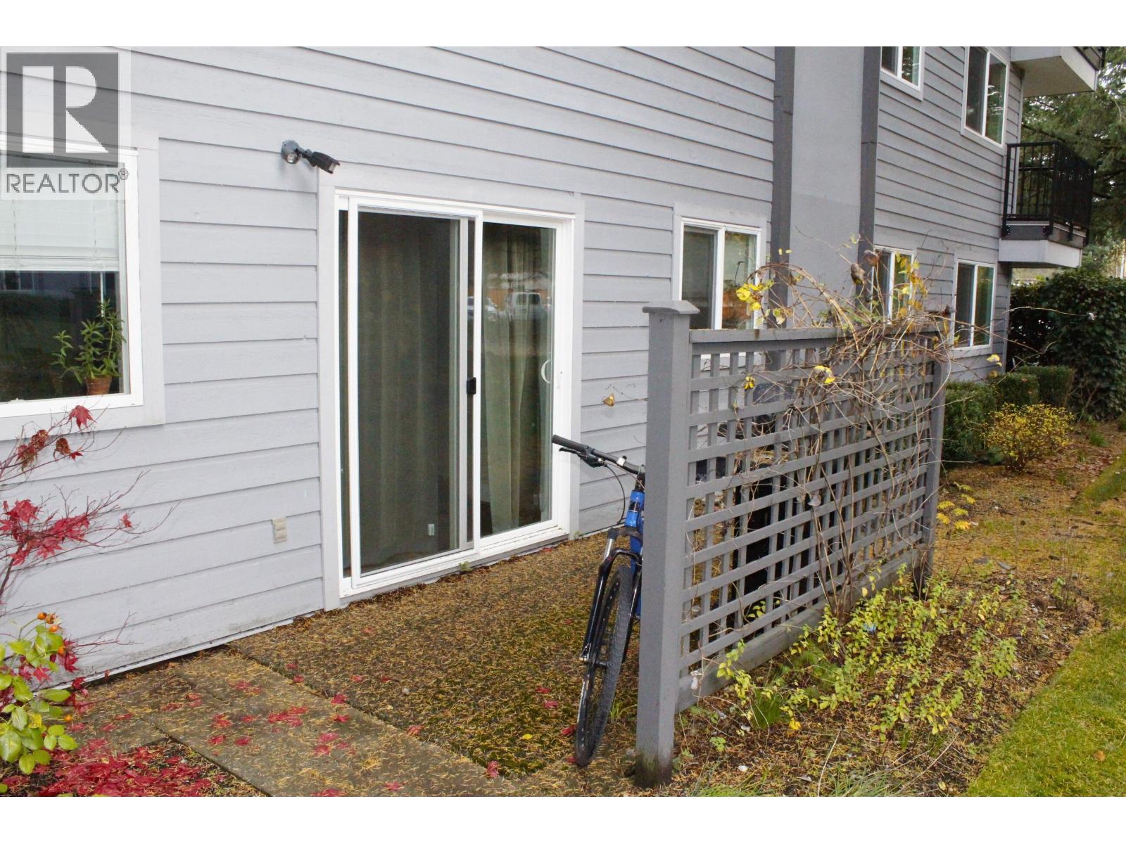 B108 40120 WILLOW CRESCENT, Squamish