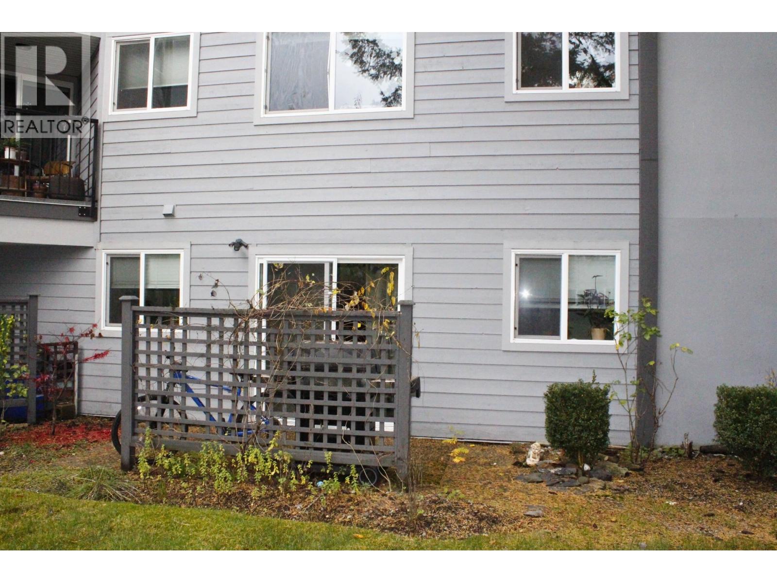 B108 40120 WILLOW CRESCENT, Squamish