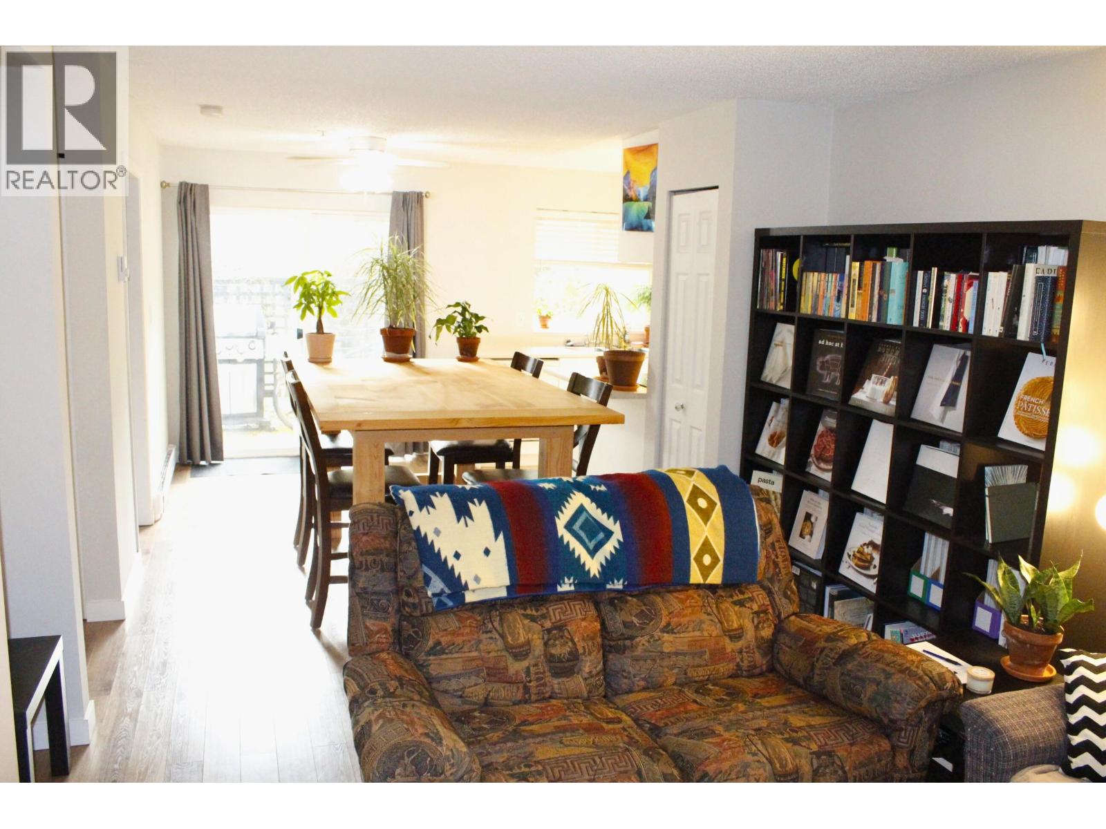 B108 40120 WILLOW CRESCENT, Squamish