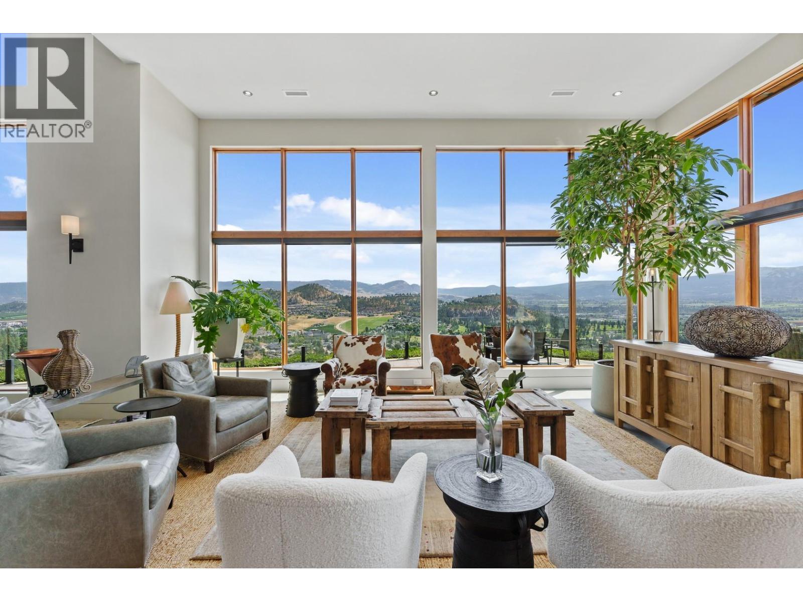  733 Forestridge Lane, Kelowna