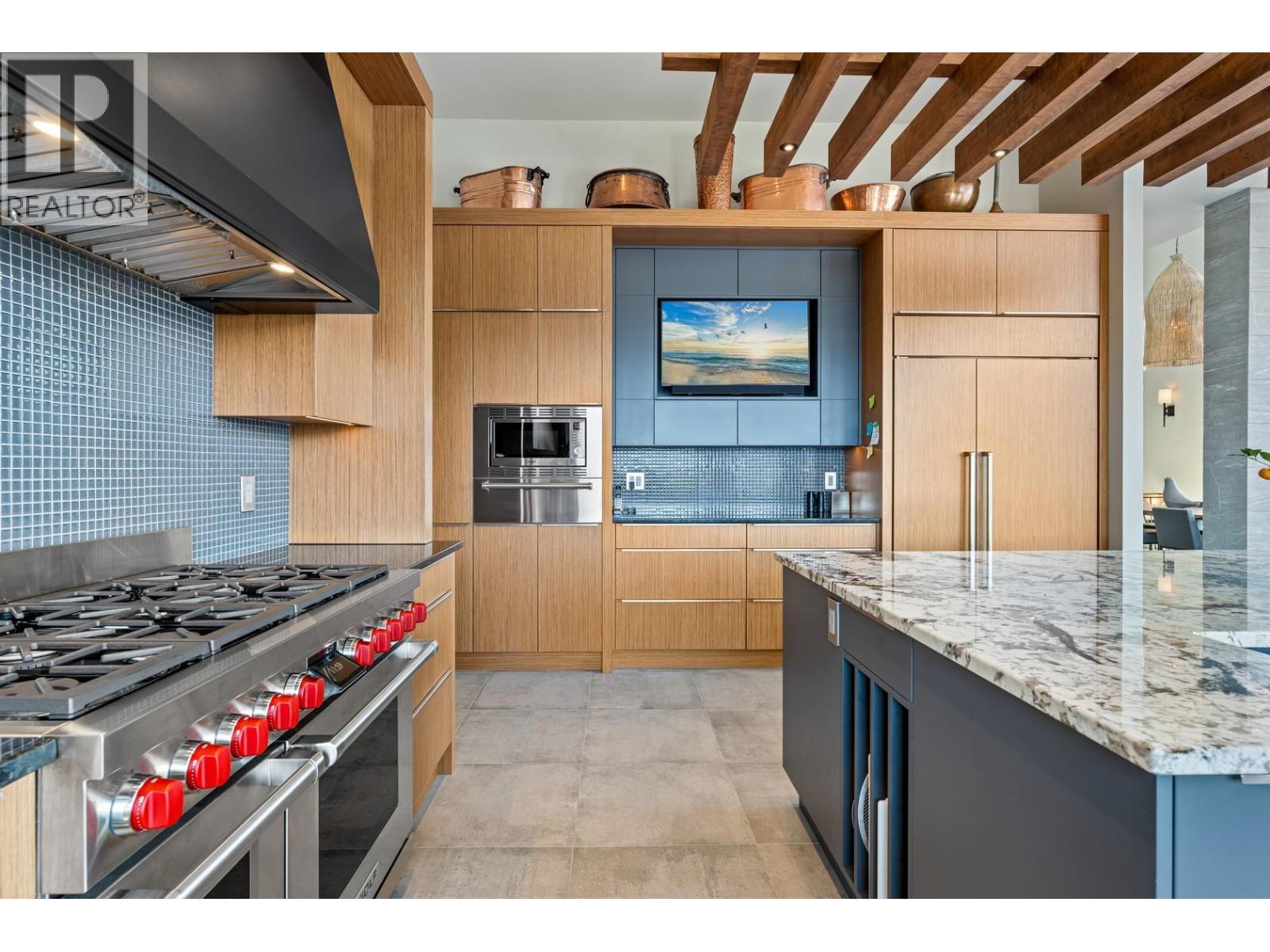  733 Forestridge Lane, Kelowna