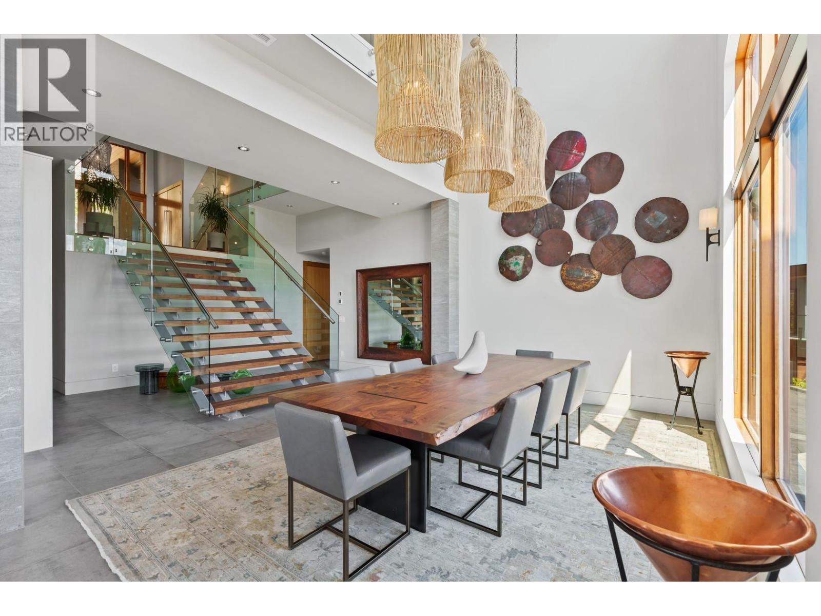  733 Forestridge Lane, Kelowna