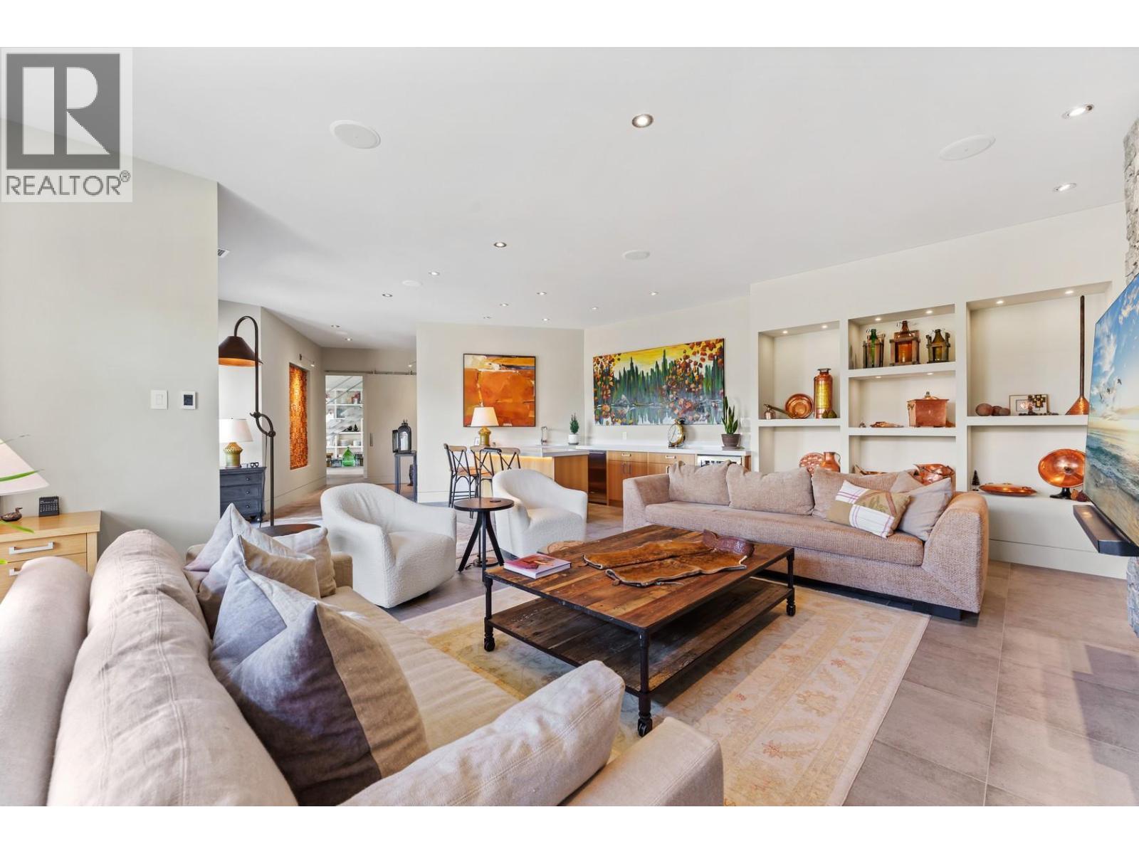  733 Forestridge Lane, Kelowna