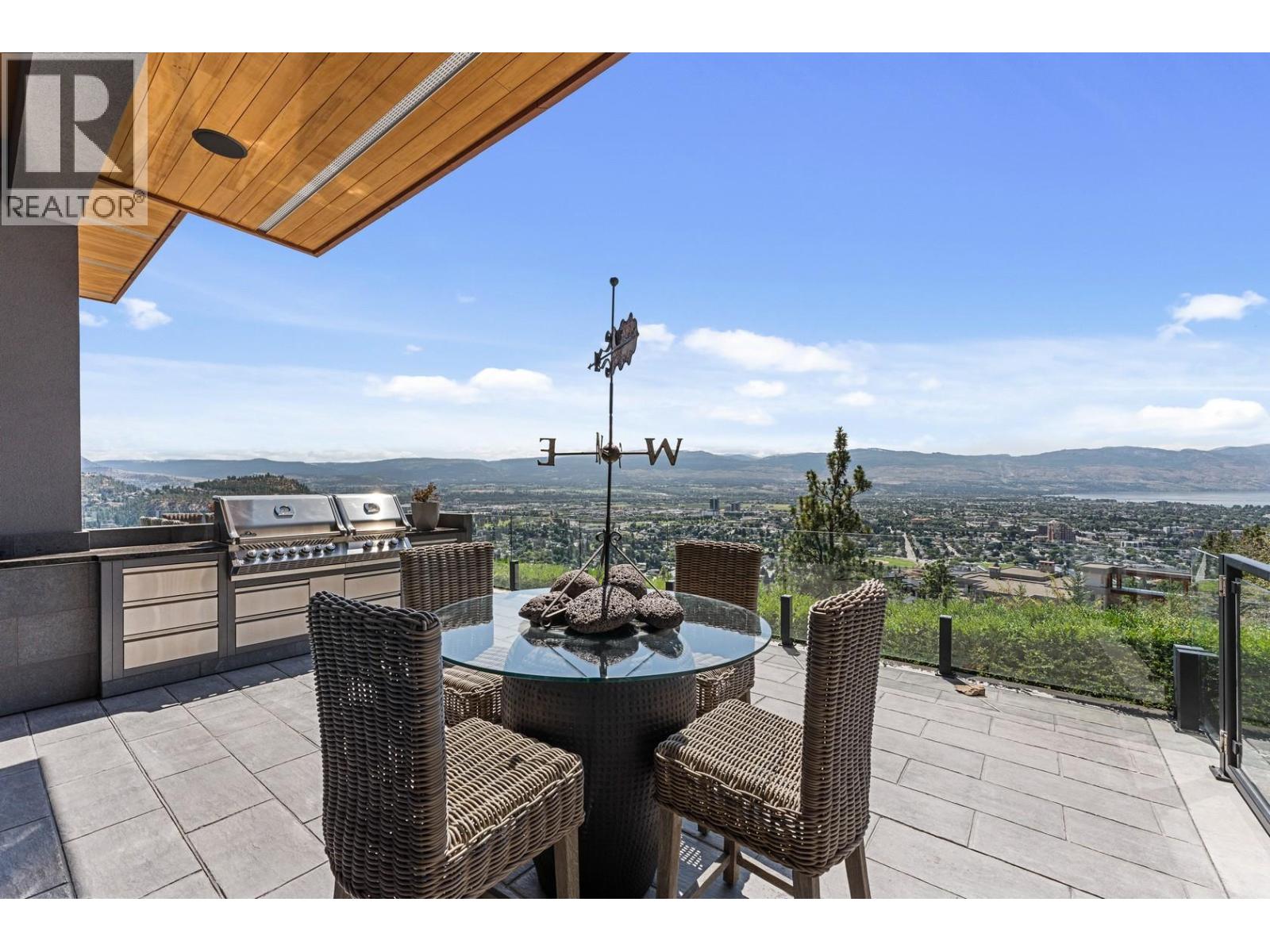  733 Forestridge Lane, Kelowna