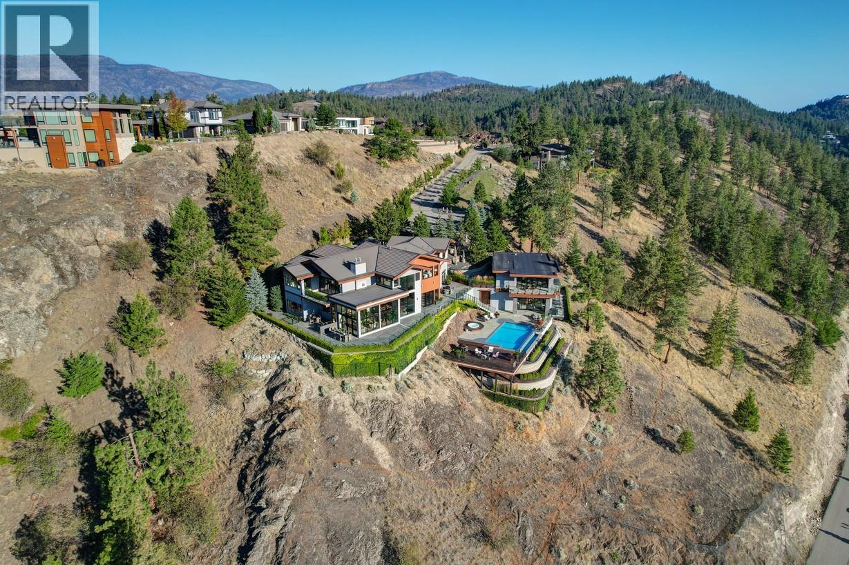  733 Forestridge Lane, Kelowna