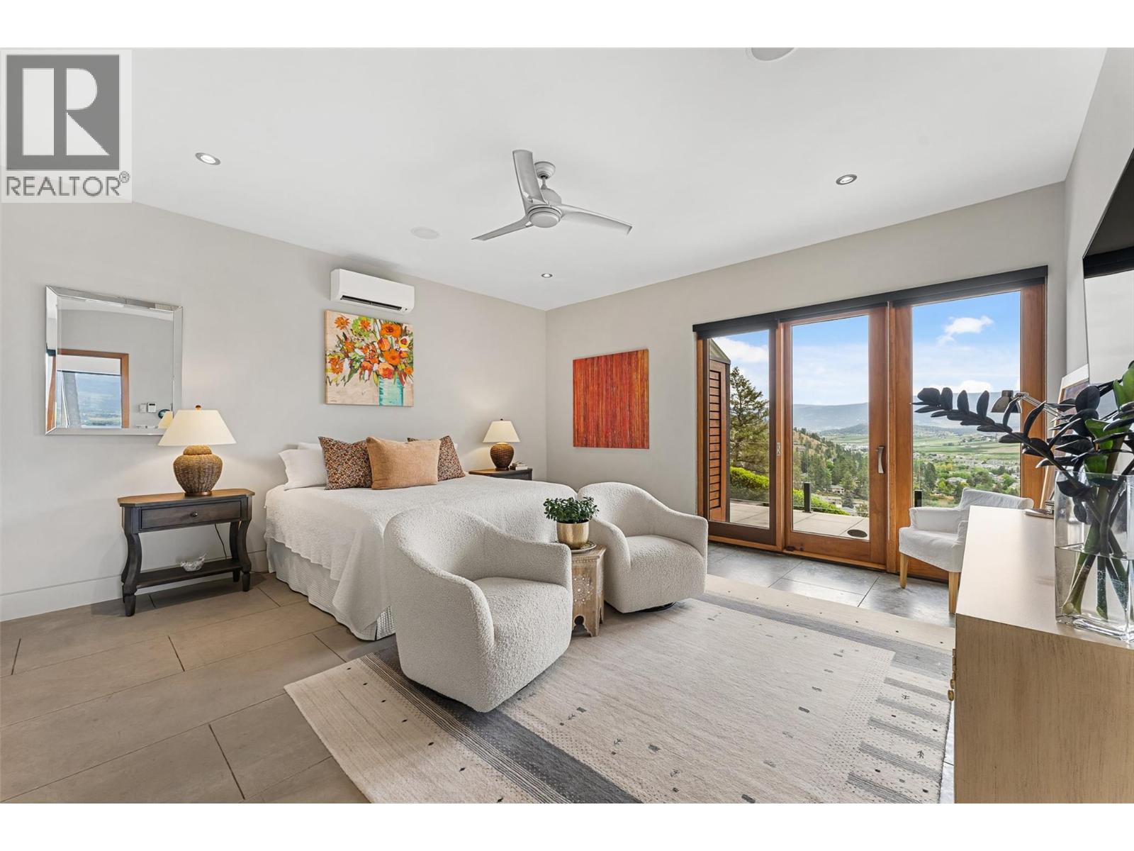  733 Forestridge Lane, Kelowna