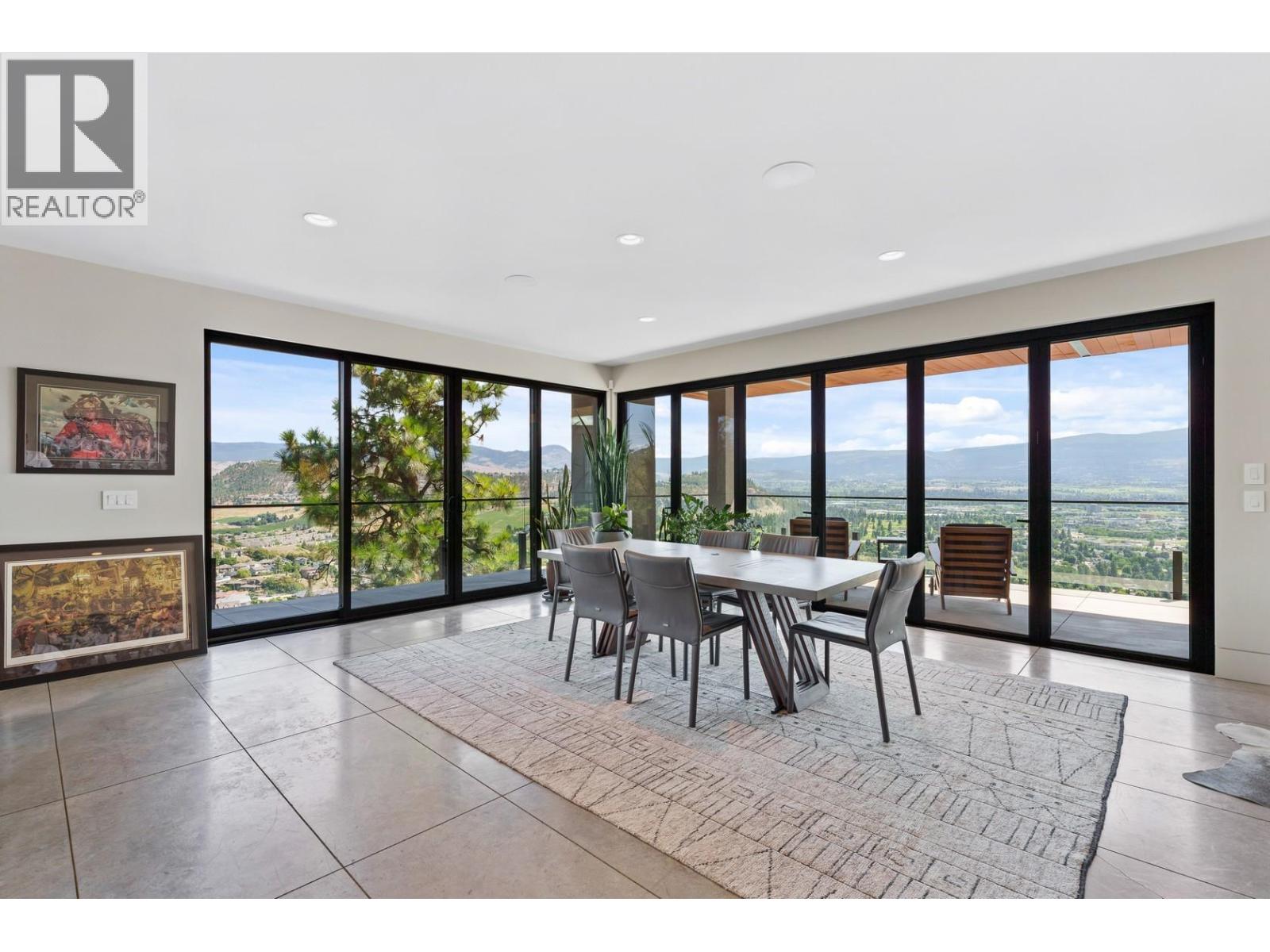  733 Forestridge Lane, Kelowna