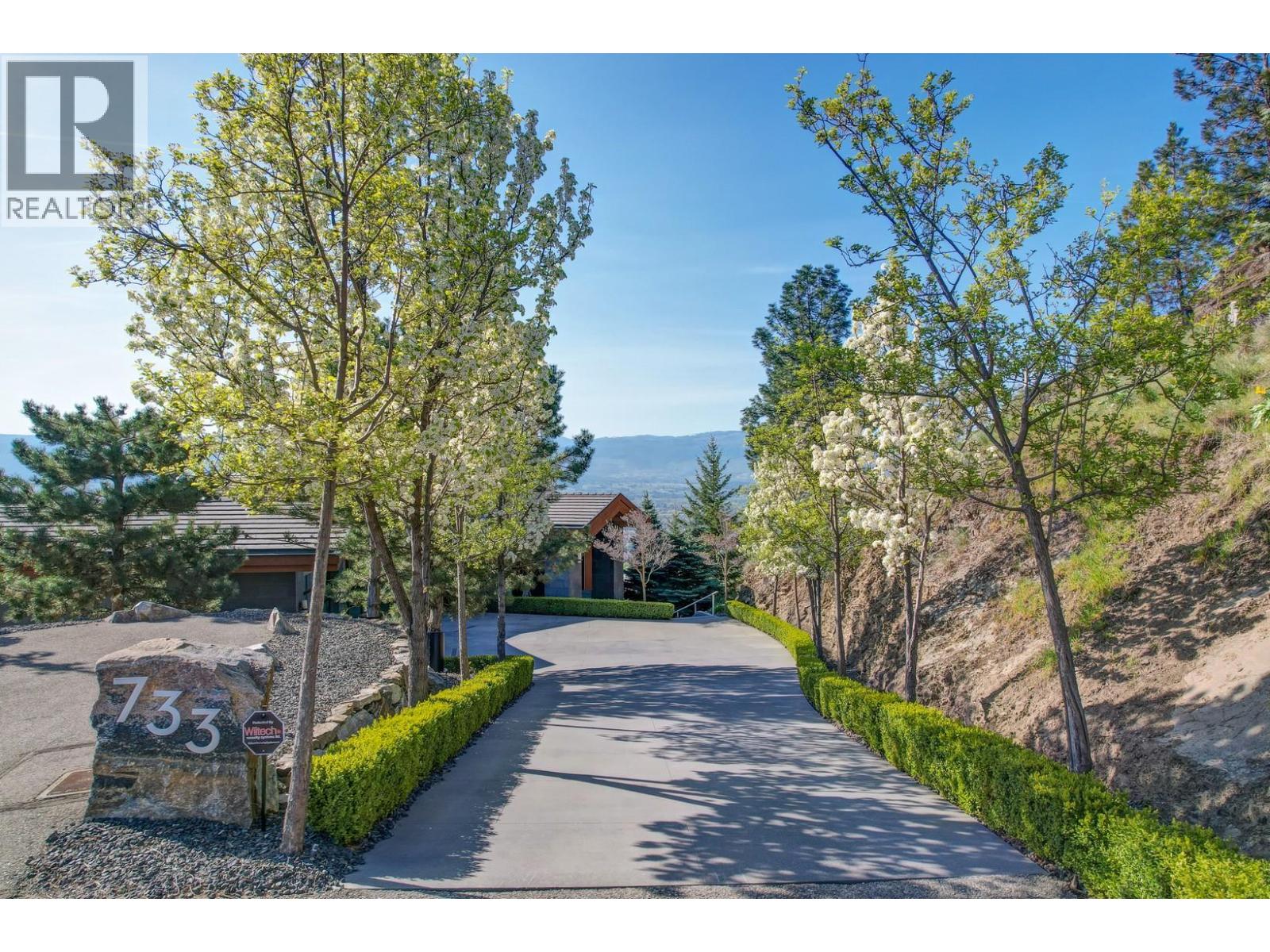  733 Forestridge Lane, Kelowna