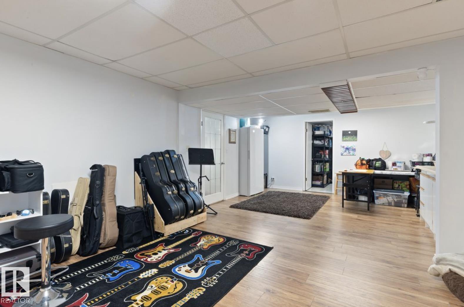 5763 189 Street NW, Edmonton