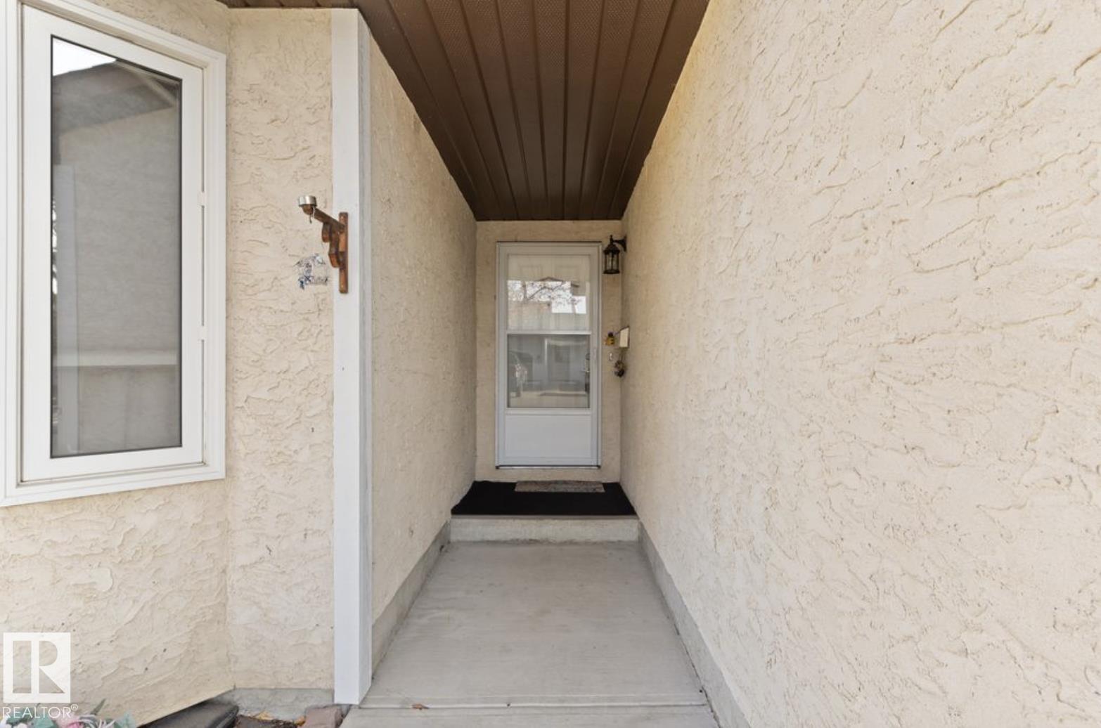 5763 189 Street NW, Edmonton