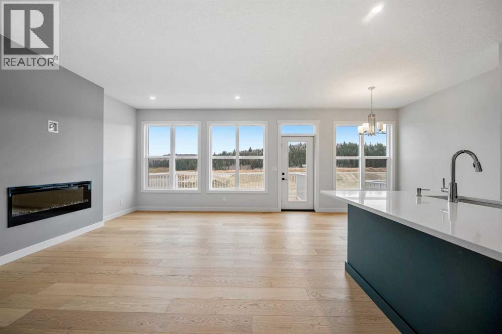 Single Family House for Sale in  Creekview Manor SW Pine Creek Calgary 