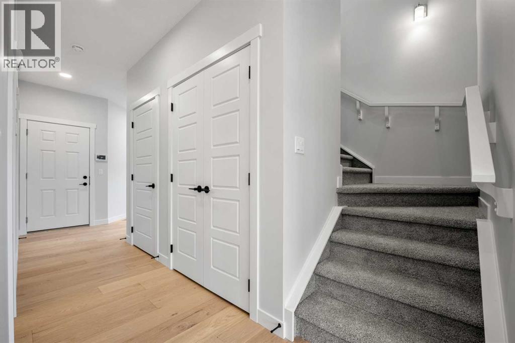 Single Family House for Sale in  Creekview Manor SW Pine Creek Calgary 