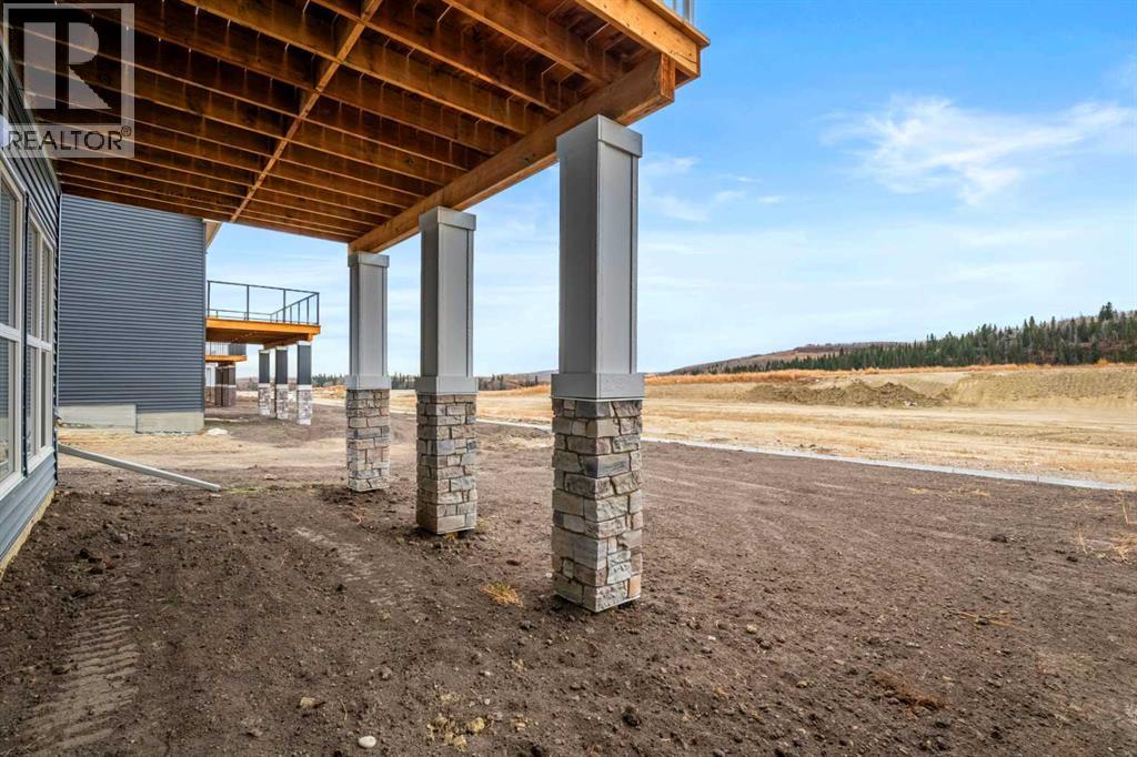 Single Family House for Sale in  Creekview Manor SW Pine Creek Calgary 