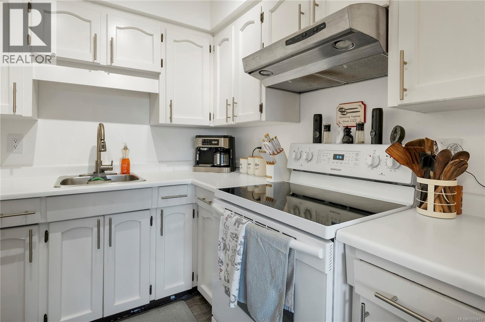 204 907 Cedar St, Campbell River