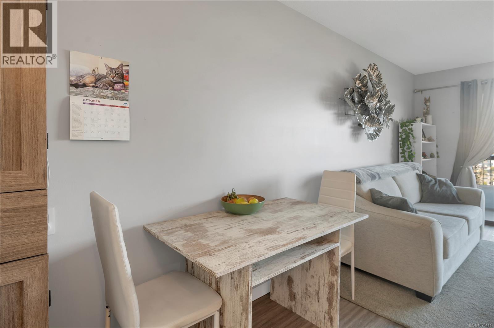 204 907 Cedar St, Campbell River