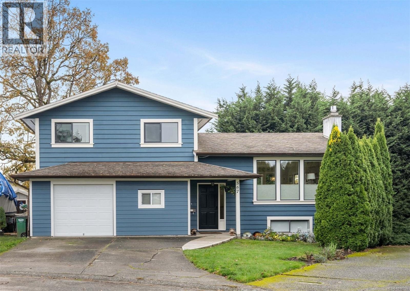  567 Fermoy Place, Saanich