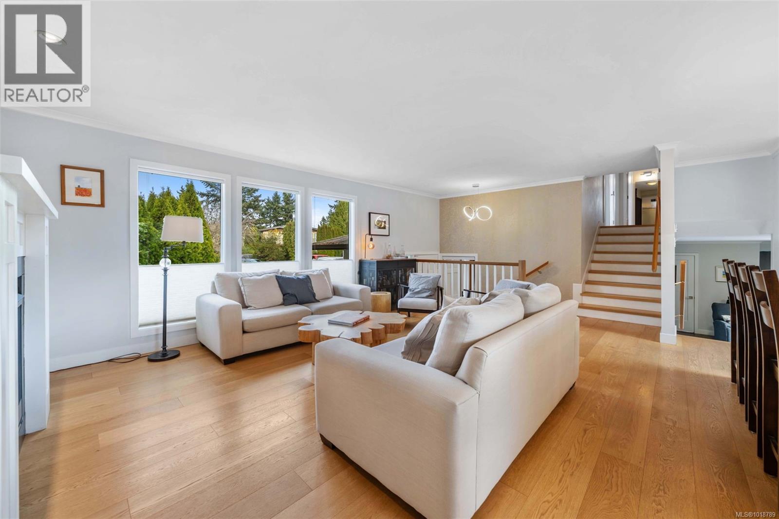  567 Fermoy Place, Saanich