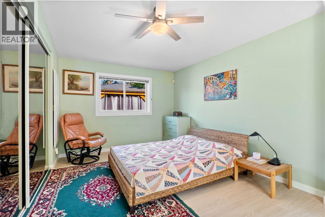  1260 Scotch Creek Wharf Road, Scotch Creek