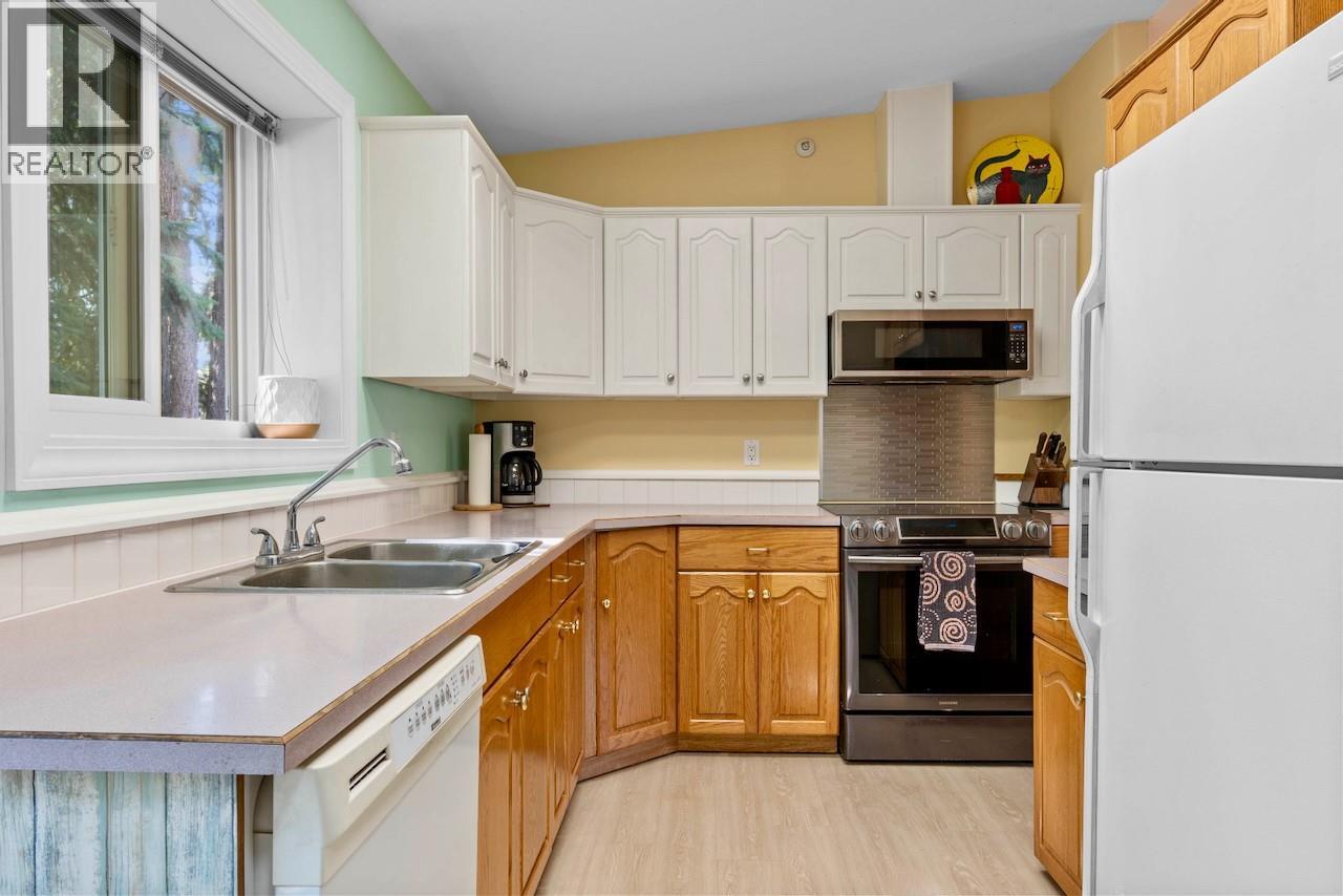  1260 Scotch Creek Wharf Road, Scotch Creek