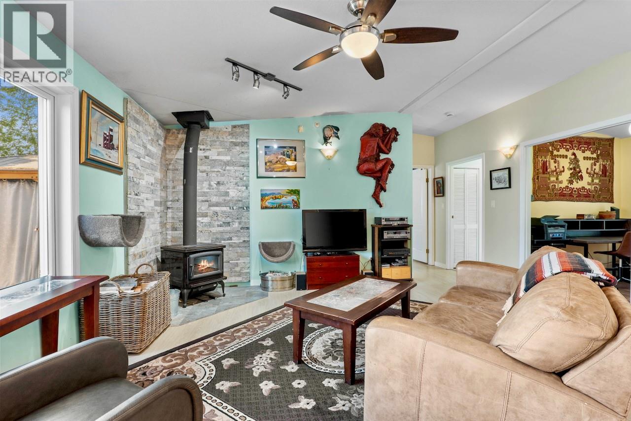  1260 Scotch Creek Wharf Road, Scotch Creek