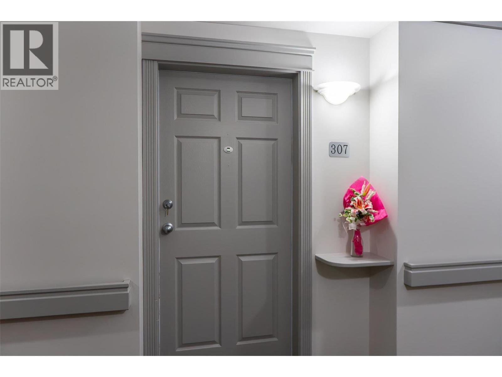 307 265 Froelich Road, Kelowna